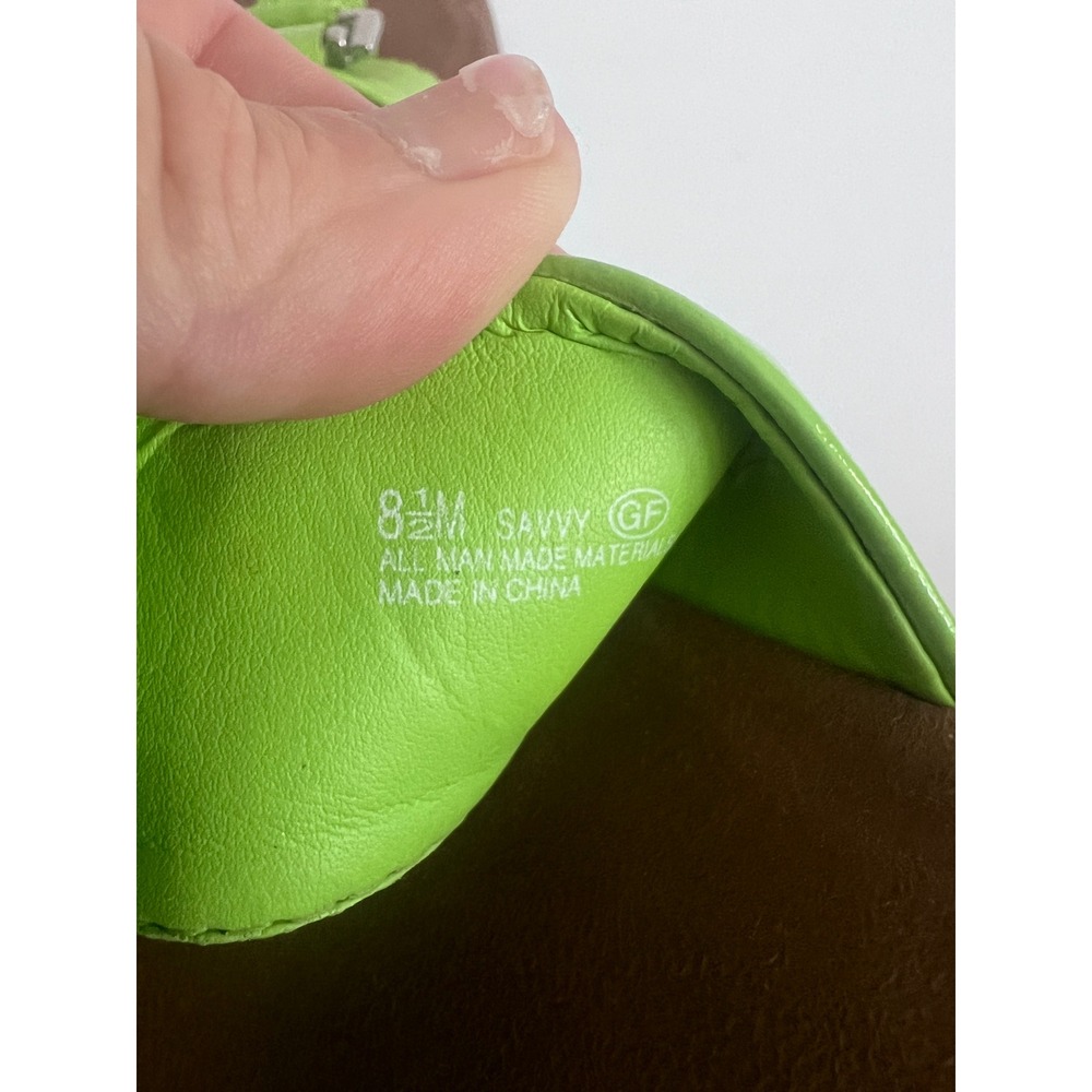 Aerosoles Savvy Lime Green Thong Sandals Silver Buckle Slide Women 8.5M - Picture 3 of 5